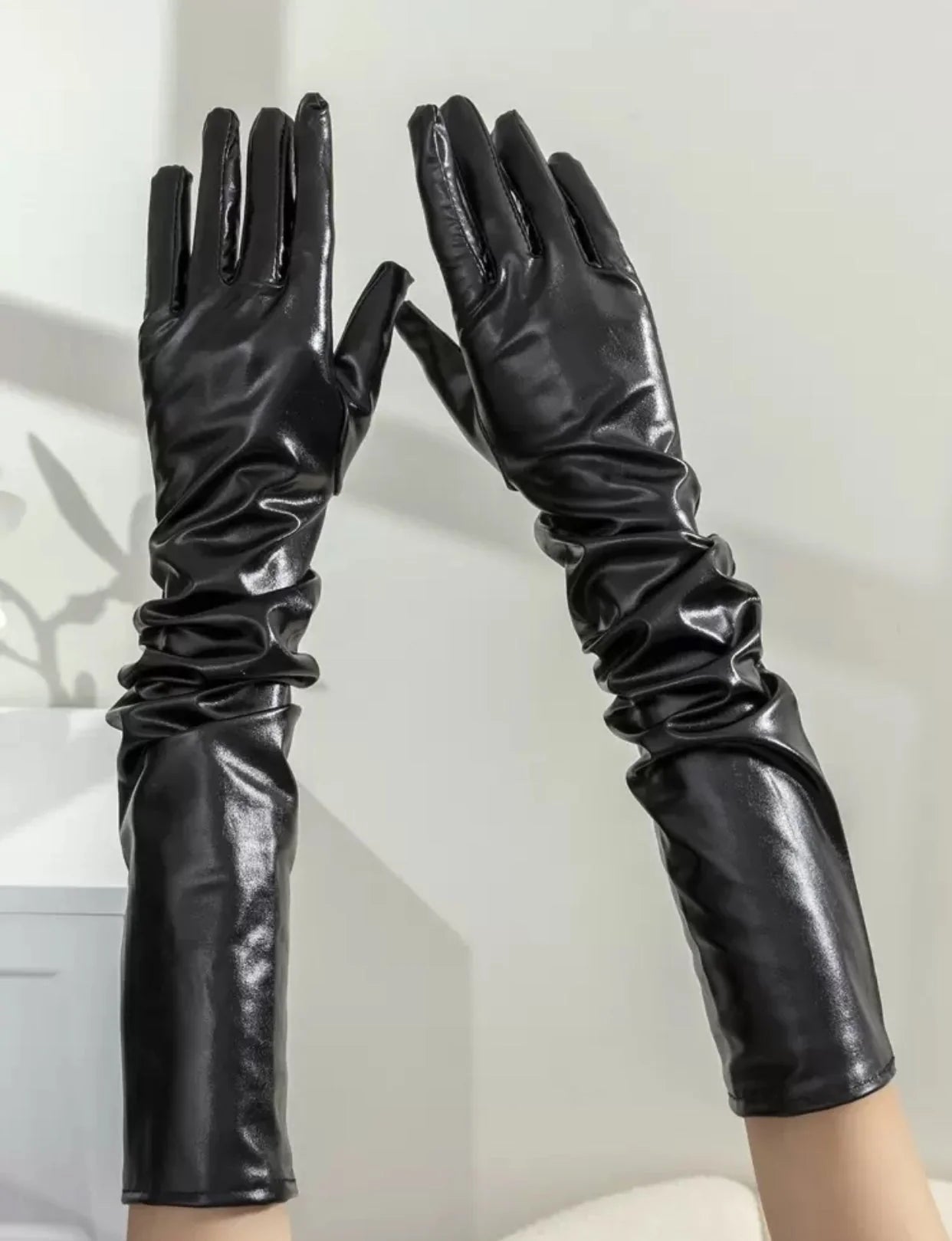 Gants Vayra — Cuir Noir Élégant