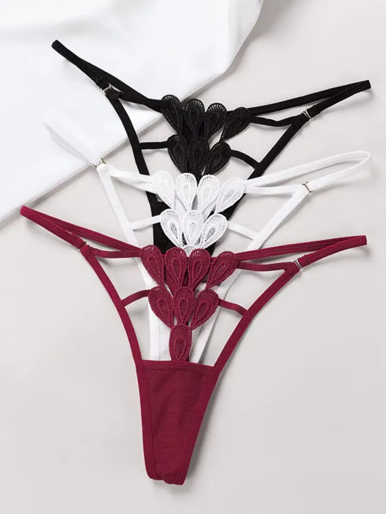 String Eliana — Découpes Graphiques & Dentelle