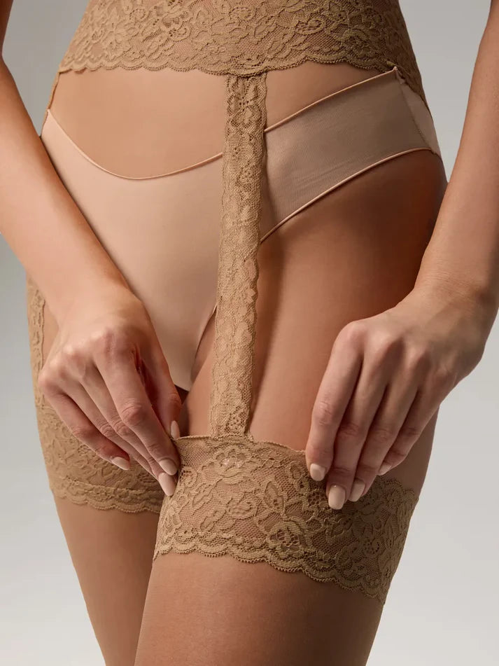 Bas Jalya — Dentelle Étreinte