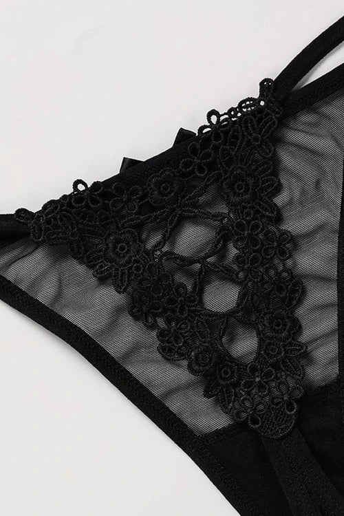 String Elina — Dentelle & Dos Entrelacé